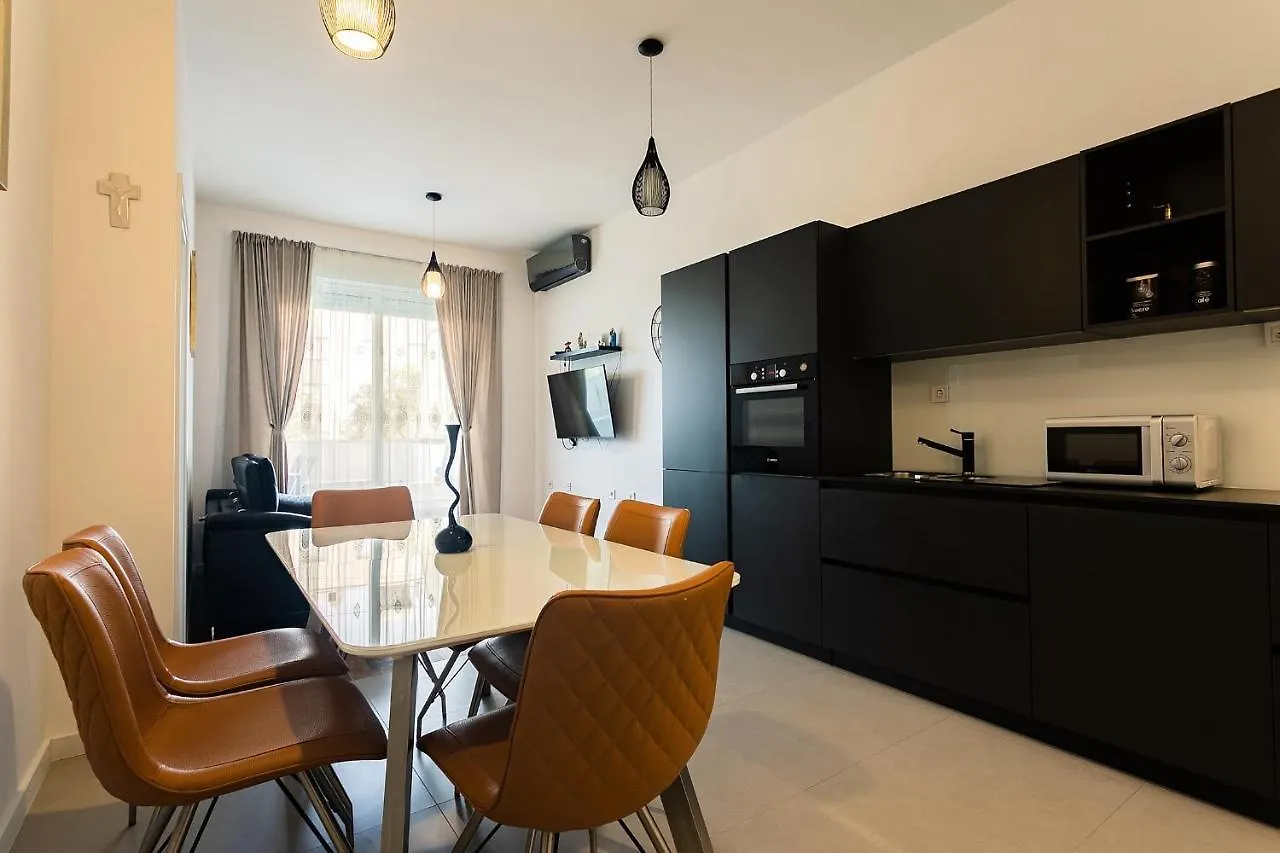 Apartment Zeus Znjan Split 0*,  Kroatien